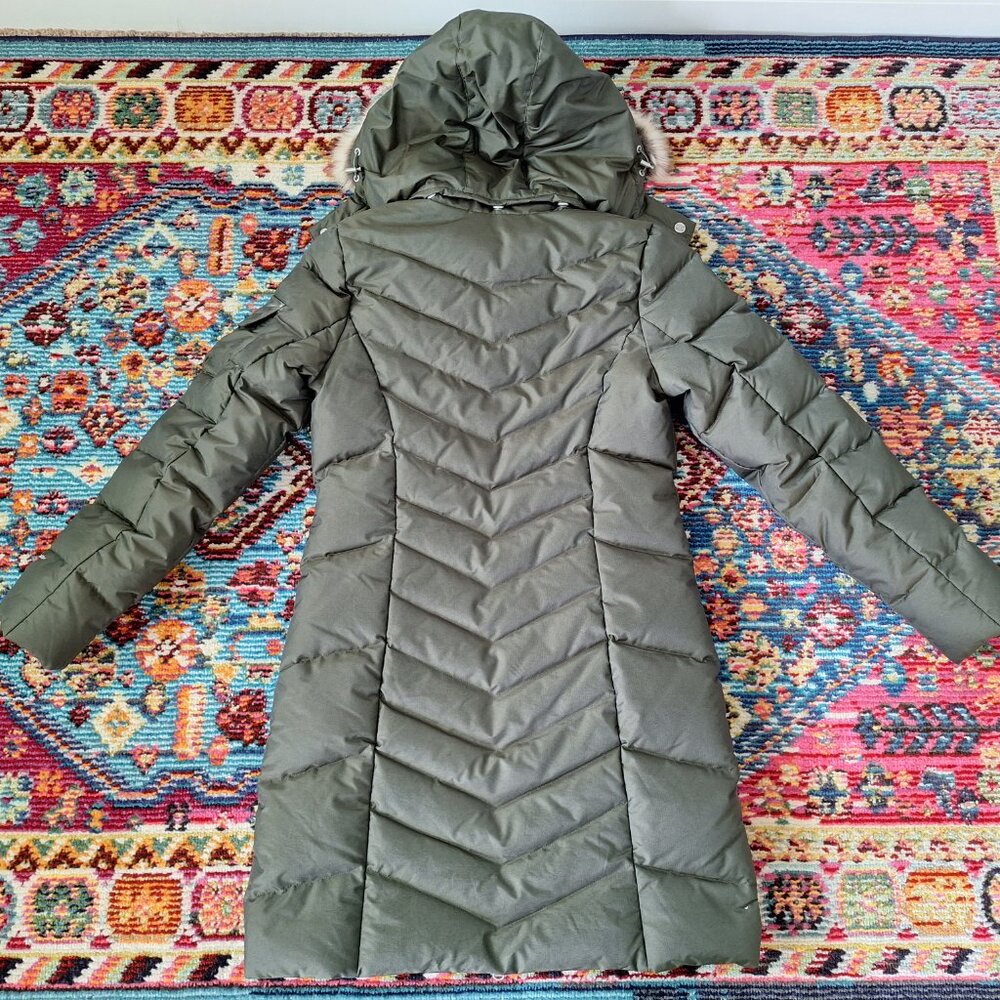 Eddie Bauer heavy winter coat - Picture 2 of 2